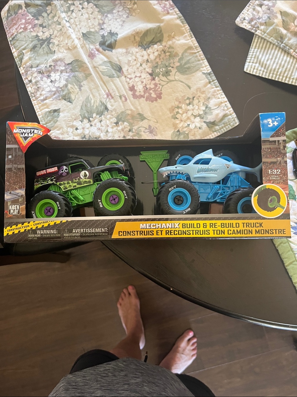 Monster Jam Mechanix Build & Re-Build Truck Set - Green & Blue
